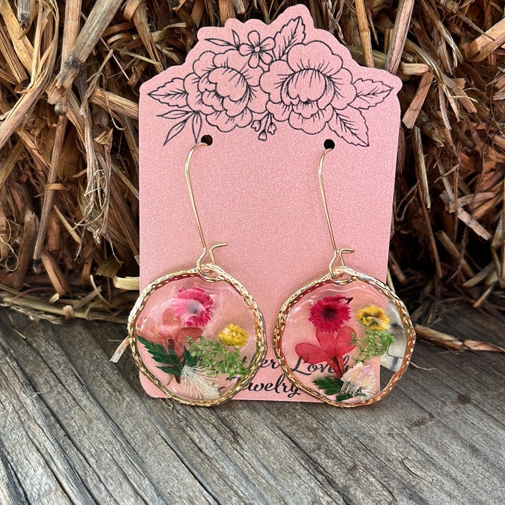 Handmade Pressed and Dried Flower Disk Drop Earrings